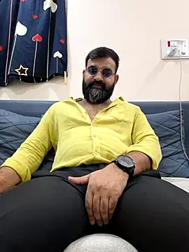 Snapshot of Fun_Guuy chatting on 03-27-26, 02:53 Fun Guuy online show from 03-27-26, 02:53