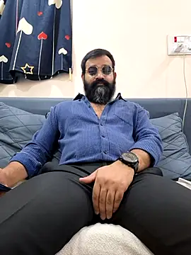 Snapshot of Fun_Guuy chatting on 02-22-26, 04:30 Fun Guuy online show from 02-22-26, 04:30