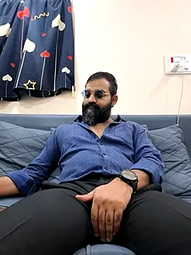 Snapshot of Fun_Guuy chatting on 02-03-26, 06:46 Fun Guuy online show from 02-03-26, 06:46