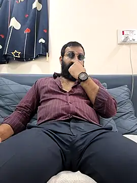 Snapshot of Fun_Guuy chatting on 02-20-26, 04:53 Fun Guuy online show from 02-20-26, 04:53