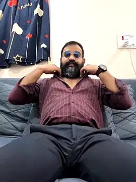 Snapshot of Fun_Guuy chatting on 02-09-26, 02:42 Fun Guuy online show from 02-09-26, 02:42