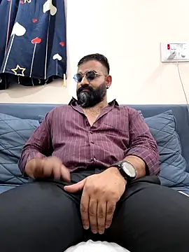 Snapshot of Fun_Guuy chatting on 03-07-26, 07:26 Fun Guuy online show from 03-07-26, 07:26