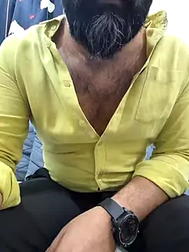 Snapshot of Fun_Guuy chatting on 03-12-26, 02:06 Fun Guuy online show from 03-12-26, 02:06