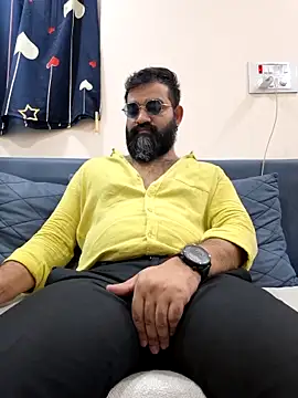 Snapshot of Fun_Guuy chatting on 04-13-26, 03:10 Fun Guuy online show from 04-13-26, 03:10