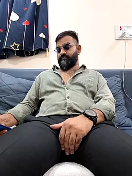 Snapshot of Fun_Guuy chatting on 03-09-26, 11:58 Fun Guuy online show from 03-09-26, 11:58