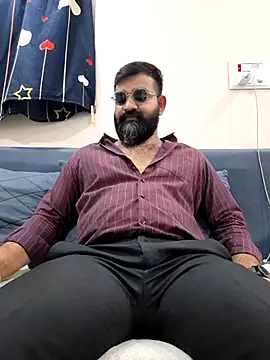 Snapshot of Fun_Guuy chatting on 03-25-26, 05:29 Fun Guuy online show from 03-25-26, 05:29