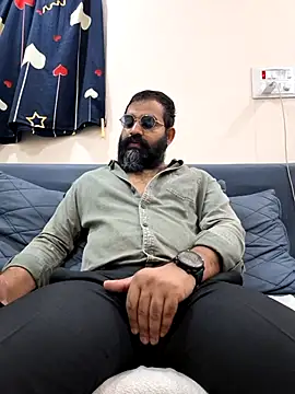 Snapshot of Fun_Guuy chatting on 02-24-26, 05:08 Fun Guuy online show from 02-24-26, 05:08