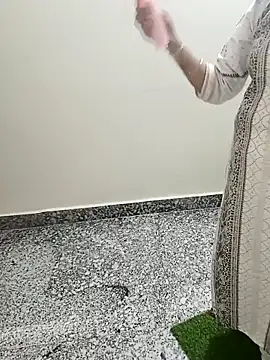 Saroj-Shah online show from 11-20-25, 06:14