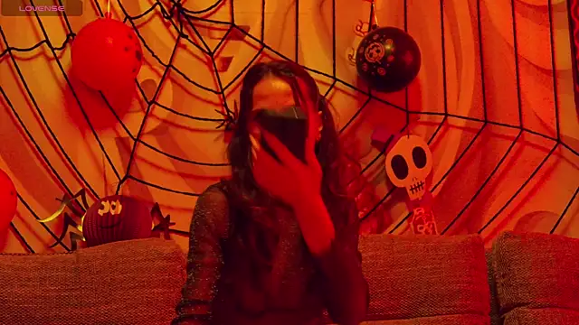 hailey peach online show from 10-29-25, 05:56