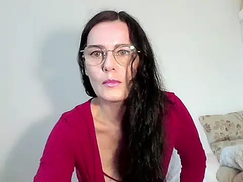 Snapshot of ButterflyJill chatting on 10-04-25, 10:39 ButterflyJill online show from 10-04-25, 10:39