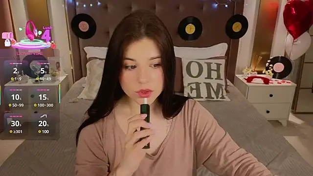 Jenna Adams  online show from 03-10-25, 01:12