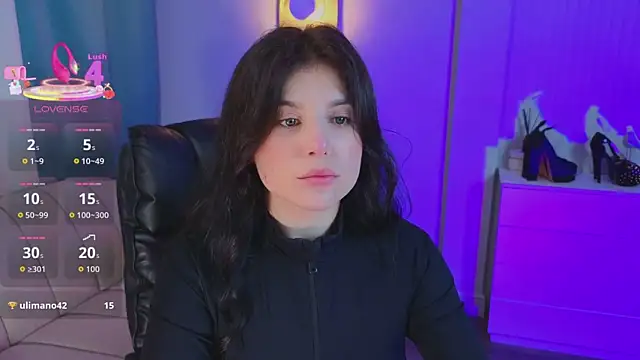 Jenna Adams  online show from 10-22-25, 01:16