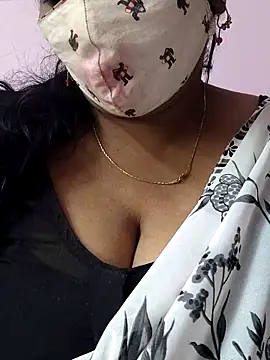 mallu-sumi online show from 11-20-25, 05:08