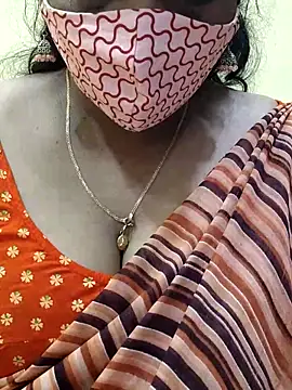 Snapshot of mallu-sumi chatting on 02-28-25, 03:04 mallu-sumi online show from 02-28-25, 03:04
