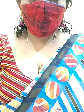 Snapshot of mallu-sumi chatting on 03-10-25, 04:03 mallu-sumi online show from 03-10-25, 04:03