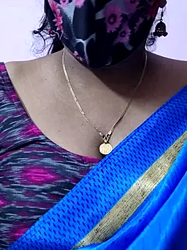 mallu-sumi online show from 04-23-26, 06:20