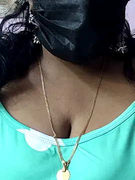 mallu-sumi online show from 03-18-26, 03:31