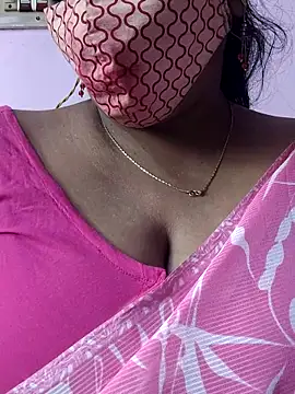 mallu-sumi online show from 11-25-25, 03:29