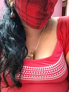 Snapshot of mallu-sumi chatting on 03-15-25, 05:30 mallu-sumi online show from 03-15-25, 05:30