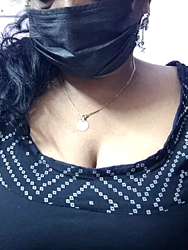 mallu-sumi online show from 03-15-26, 09:44