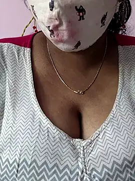 mallu-sumi online show from 11-19-25, 08:03