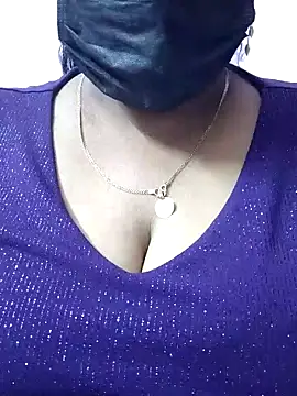 mallu-sumi online show from 04-18-26, 06:21