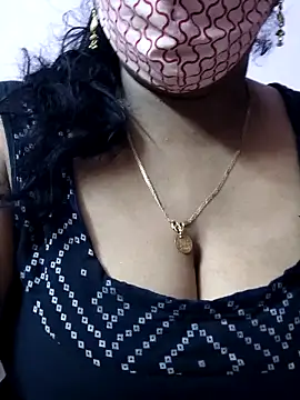 mallu-sumi online show from 05-19-26, 06:59