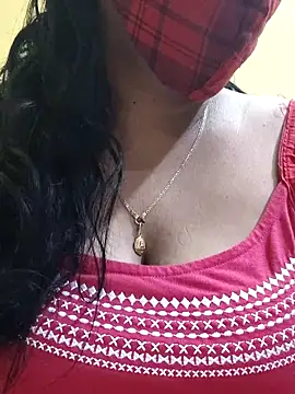 Snapshot of mallu-sumi chatting on 03-04-25, 10:05 mallu-sumi online show from 03-04-25, 10:05