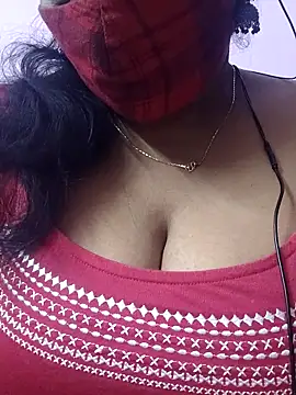 mallu-sumi online show from 12-21-25, 04:52