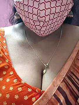 Snapshot of mallu-sumi chatting on 03-01-25, 02:26 mallu-sumi online show from 03-01-25, 02:26
