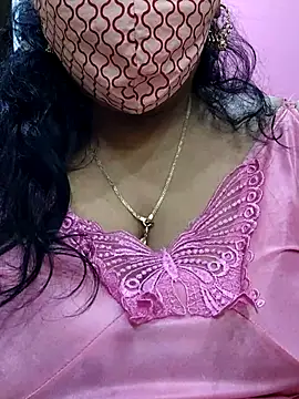 Snapshot of mallu-sumi chatting on 03-15-25, 05:15 mallu-sumi online show from 03-15-25, 05:15