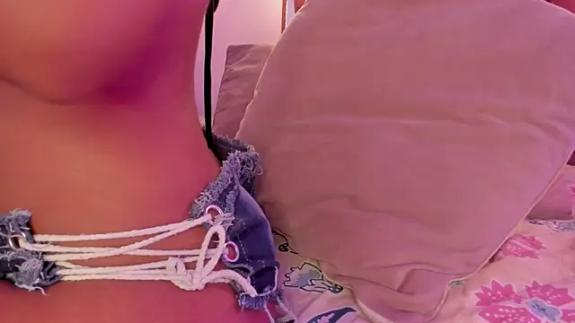 kristakinnky online show from 10-15-25, 01:41