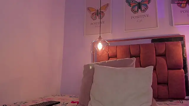 kristakinnky online show from 09-20-25, 01:27