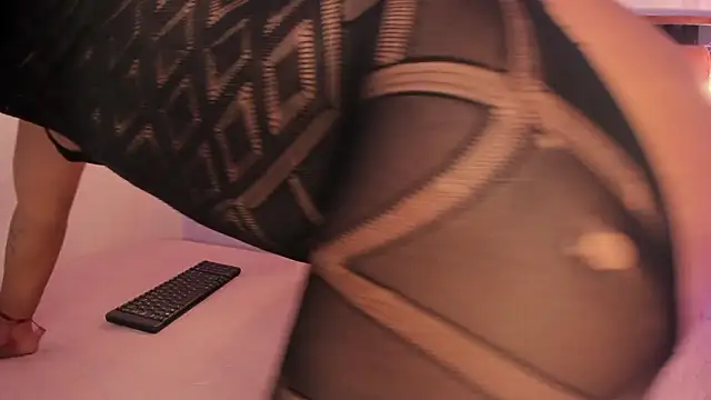 kristakinnky online show from 03-02-26, 12:01