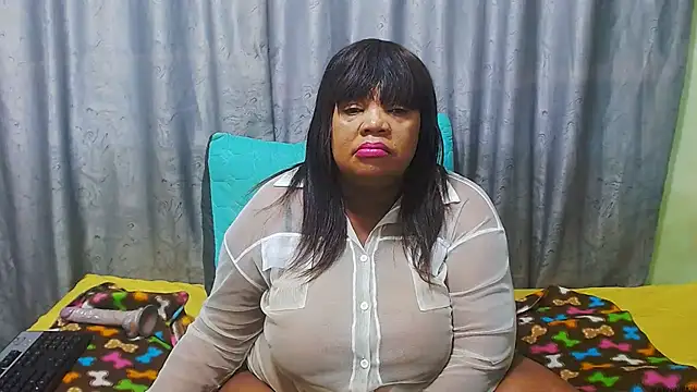 NaughtyNicoleXX2 online show from 02-12-26, 04:23