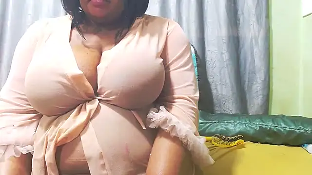NaughtyNicoleXX2 online show from 05-25-26, 06:06