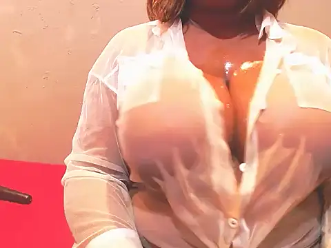 NaughtyNicoleXX2 online show from 10-31-25, 07:05