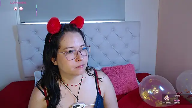 May Carlier online show from 02-15-26, 05:23