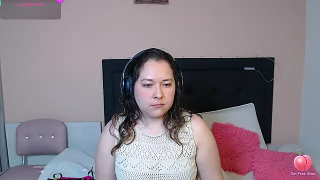 May Carlier online show from 03-17-25, 03:36