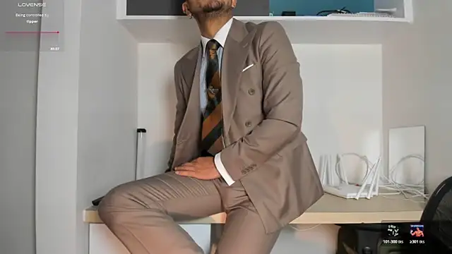 pablo-rincon95 online show from 04-27-26, 09:02