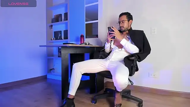 pablo-rincon95 online show from 12-20-25, 11:35