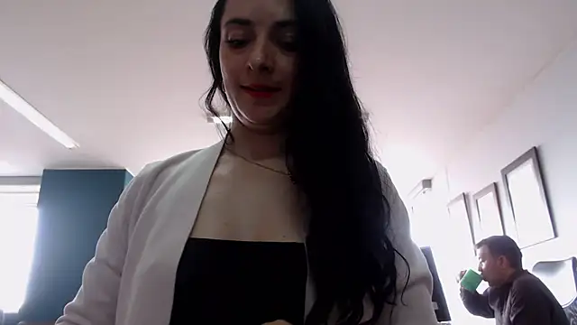 amellie ros online show from 03-18-25, 08:59