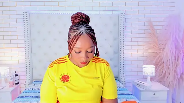 Krystal cambell1 online show from 02-06-26, 08:05