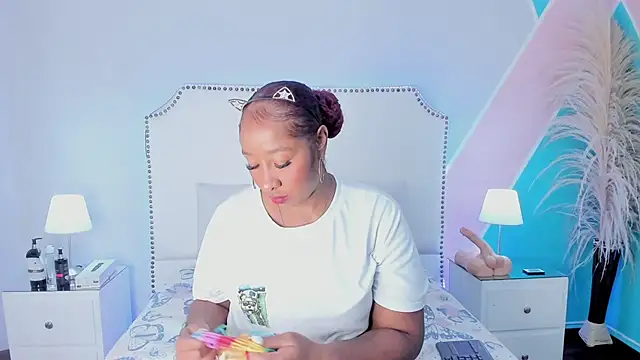 Krystal cambell1 online show from 04-15-26, 07:29