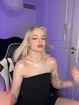 horny blondiee online show from 03-21-25, 05:02