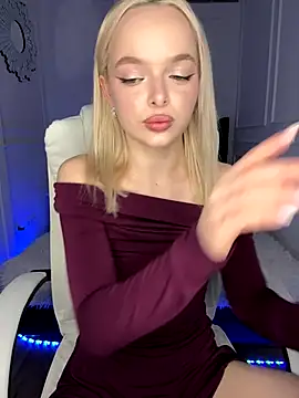 horny blondiee online show from 01-06-26, 01:26