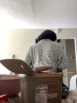 Snapshot of spicysugar74 chatting on 10-08-25, 04:40 spicysugar74 online show from 10-08-25, 04:40