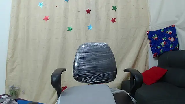 Aranza-Queen online show from 12-16-25, 03:05