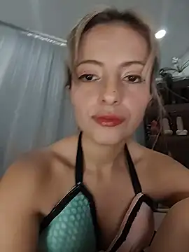 HottCandy21 online show from 07-23-26, 06:59
