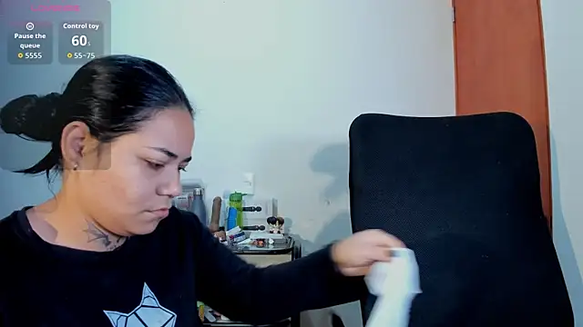 Snapshot of Mabelydani chatting on 02-18-26, 12:45 Mabelydani online show from 02-18-26, 12:45